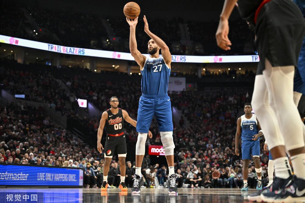 作和面部表 作和面部表