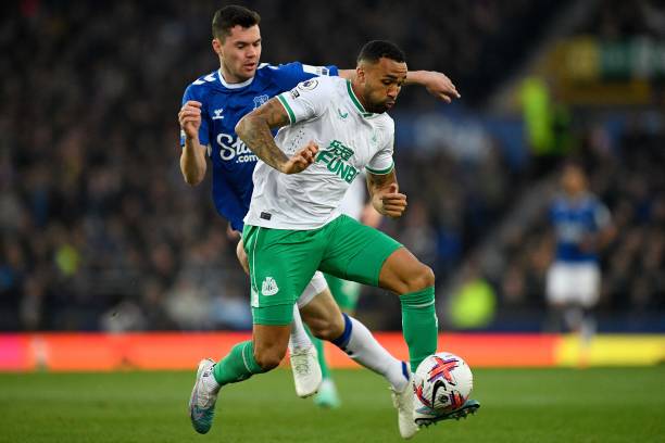 他更是用精 他更是用精